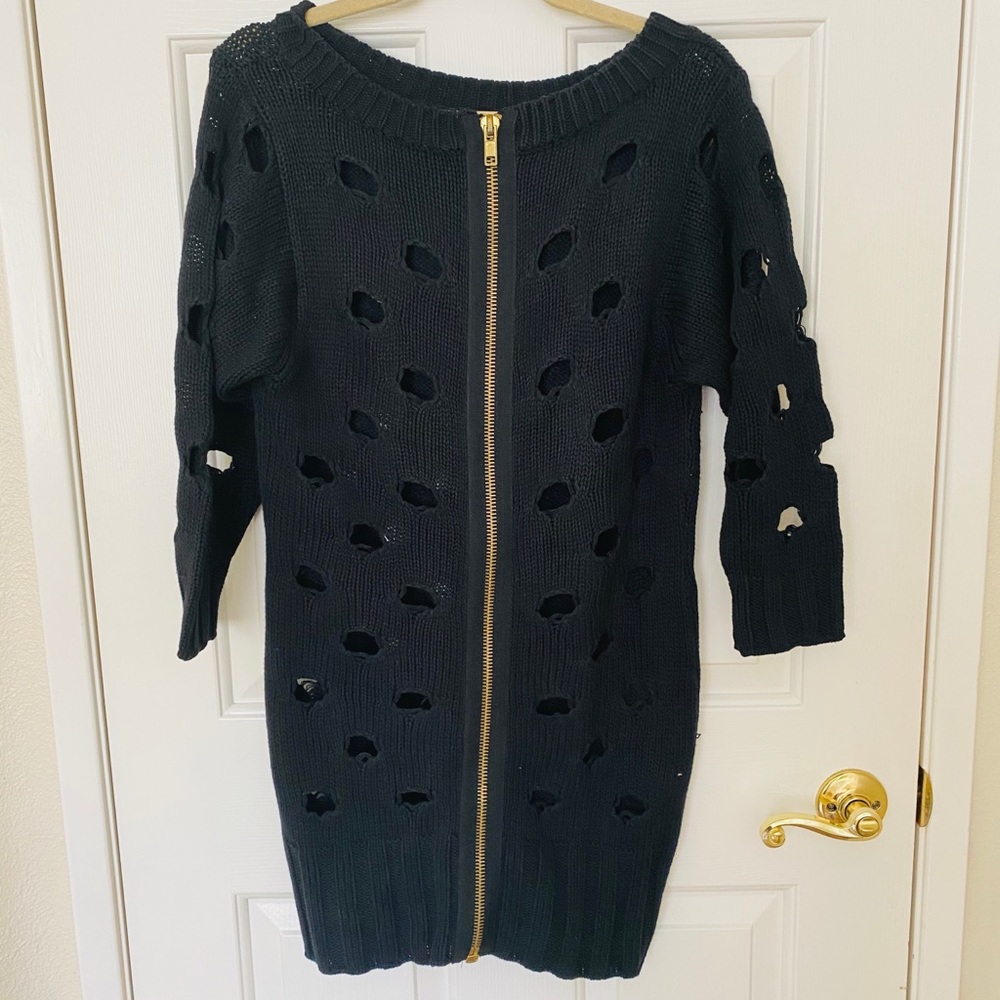 Large knit trendy oversized distressed sweater
